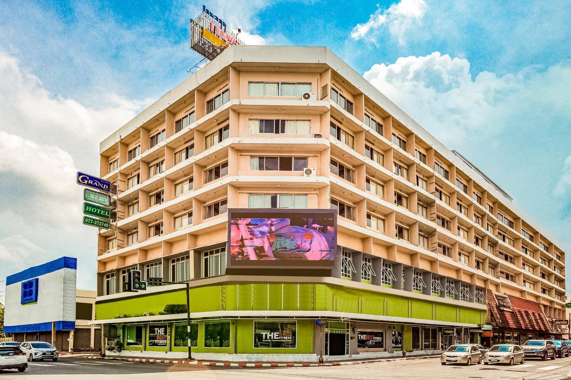 Oyo 441 Grand Thara Hotel Surat Thani Exterior foto