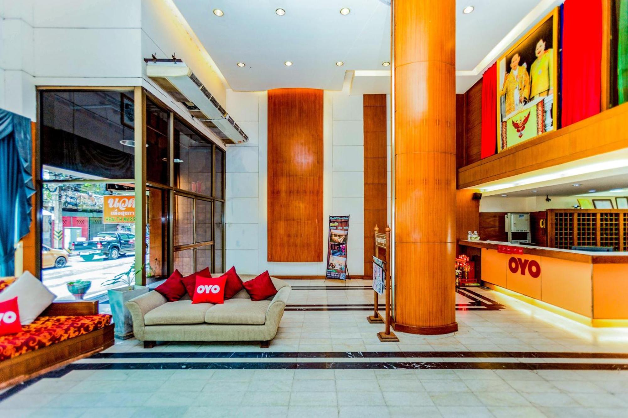 Oyo 441 Grand Thara Hotel Surat Thani Exterior foto