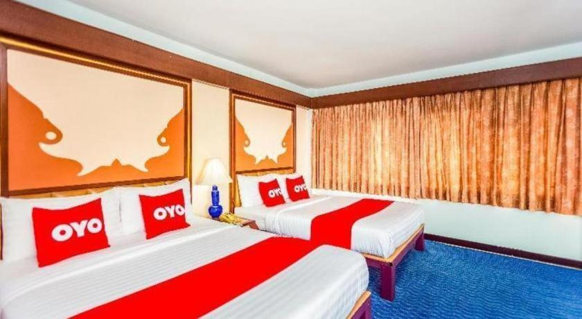 Oyo 441 Grand Thara Hotel Surat Thani Exterior foto